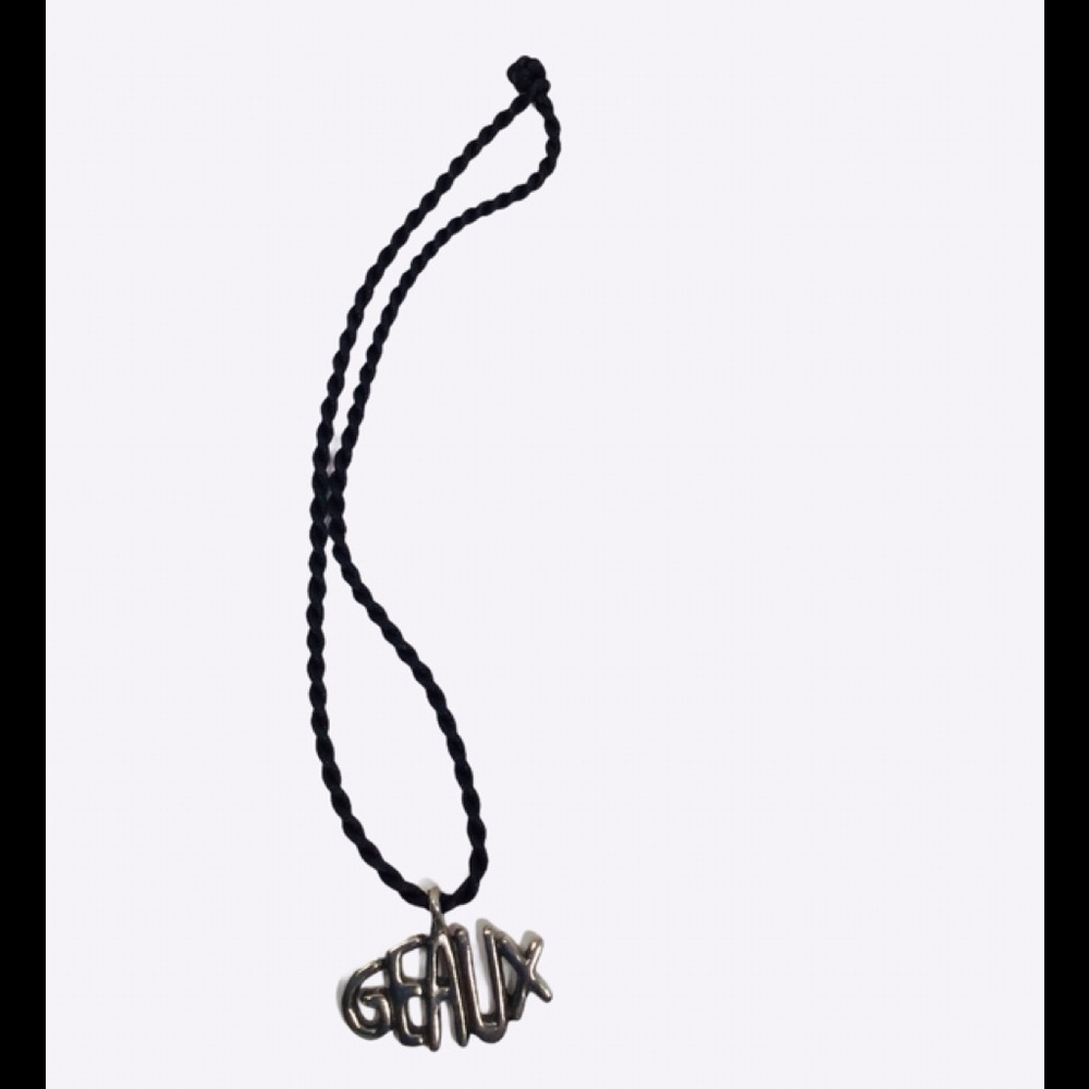 GEAUX Tigers Metal Pendant with 18” Black Rope chain. NEW